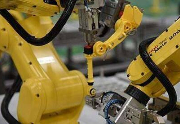 机械手（机器人）自动化冲压生产线的构成实例分析 