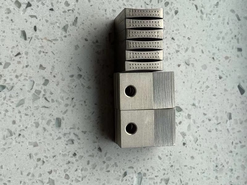 我公司专业生产各种天然金刚笔,修正器,成型刀,数控磨床修正器_前沿数